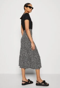 Anna Field Robe En Jersey - Black/White 11 Anna Field Robe En Jersey - Black/White -Anna Field 006fc3282cab4493bfb5ed63e88ab5b5