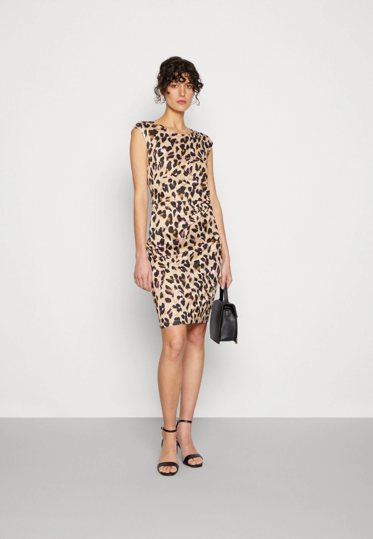 Anna Field Robe En Jersey - Black/Beige/Multi-Coloured 7 Anna Field Robe En Jersey - Black/Beige/Multi-Coloured – Image 5