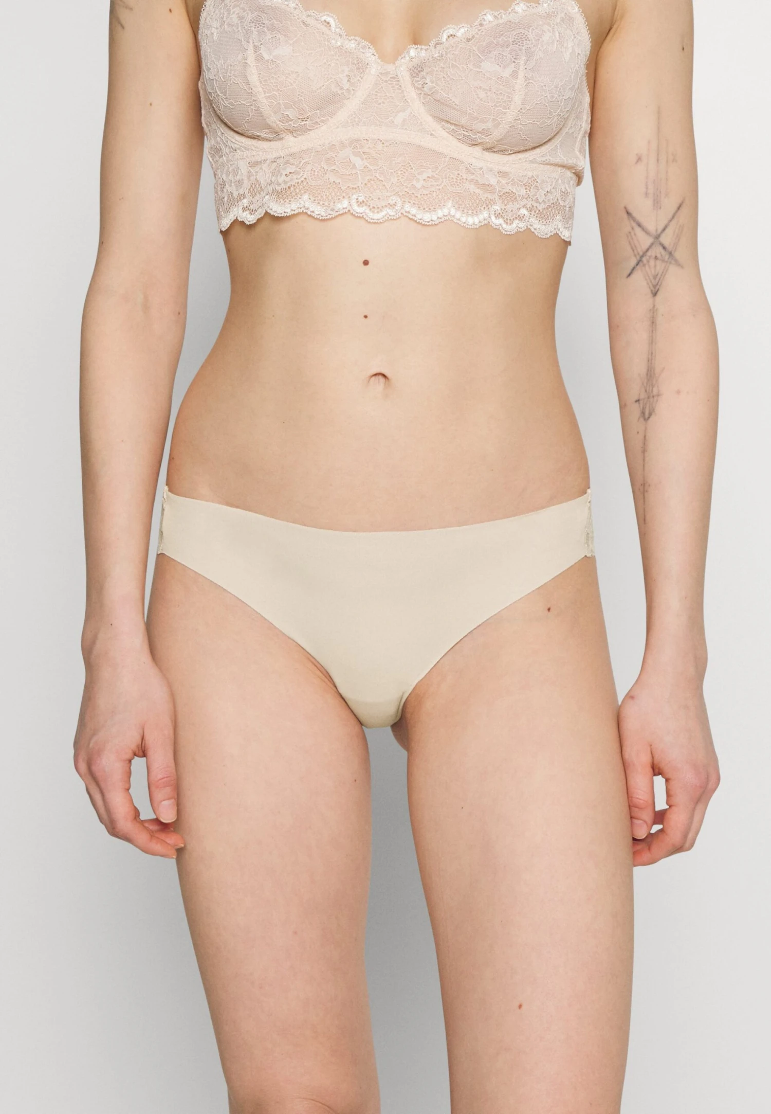 Anna Field 7 Pack - Slip - Black/ Nude/White 4 Anna Field 7 Pack - Slip - Black/ Nude/White – Image 2