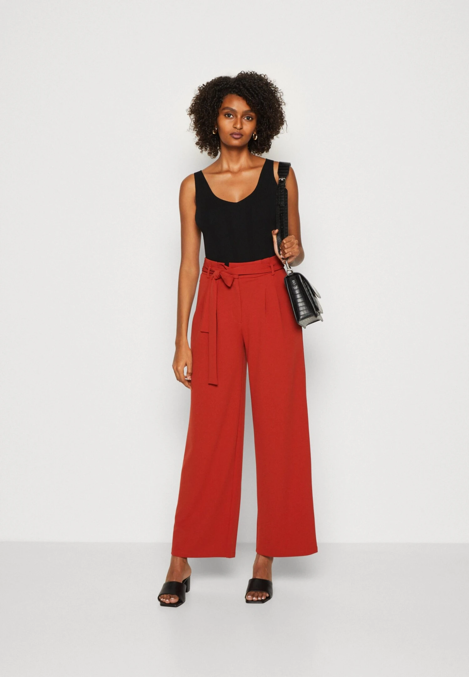 Anna Field Pantalon Classique - Dark Red 4 Anna Field Pantalon Classique - Dark Red – Image 2