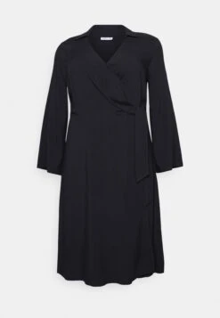 Curvy Buckle Dress - Robe Chemise - Black -Anna Field 252f2c51ac4e434fbf20cc4f6c560913