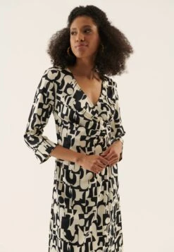 Anna Field Robe De Jour - Black/Off-White
