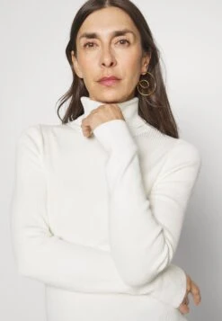 Anna Field Pullover - Off-White -Anna Field 891e4191d32740e38b5a12bfaec7c886