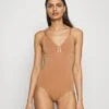 Anna Field Body - Nude 2 Anna Field Body - Nude -Anna Field 9b781bb671634583b5addb3ed9b00996
