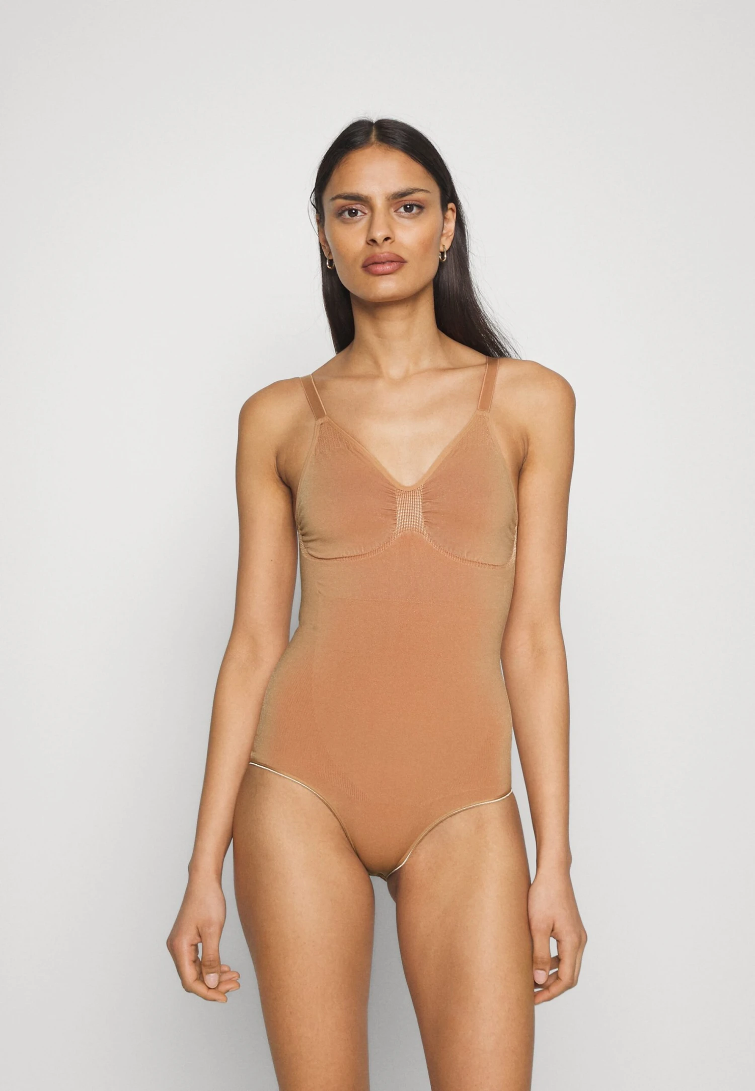 Anna Field Body - Nude 3 Anna Field Body - Nude