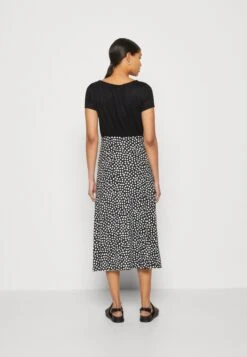 Anna Field Robe En Jersey - Black/White 10 Anna Field Robe En Jersey - Black/White -Anna Field a175c6b040214da896386e93104d3371