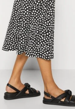 Anna Field Robe En Jersey - Black/White 13 Anna Field Robe En Jersey - Black/White -Anna Field c3bb3f778084401f837dcf3c5312d7d4