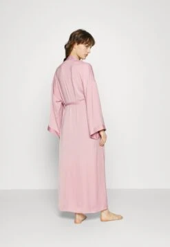 Anna Field Bridal Dressing Gown - Peignoir - Pink 10 Anna Field Bridal Dressing Gown - Peignoir - Pink -Anna Field ec1e0c7cdc5c48b1919d070c00e5ff2a